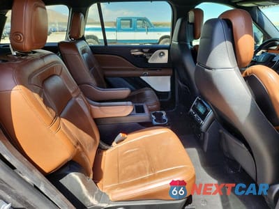 Zdjęcie 11 z 14 samochodu: 2020 LINCOLN AVIATOR RESERVE VIN:5LM5J7WC1LGL04052 - miniatura
