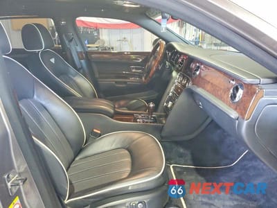 Zdjęcie 12 z 13 samochodu: 2011 BENTLEY MULSANNE VIN:SCBBB7ZH8BC016150 - miniatura
