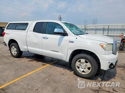 Czwarte zdjęcie samochodu z boku: 2013 TOYOTA TUNDRA DOUBLE CAB LIMITED VIN:5TFBW5F10DX276972 - miniatura