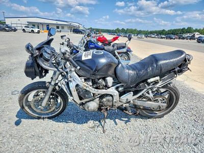 Trzecie zdjęcie samochodu z tyłu: 2001 SUZUKI GSX750 F VIN:JS1GR7GA512101059 - miniatura