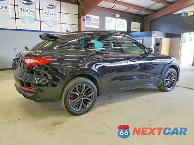 Trzecie zdjęcie samochodu z tyłu: 2019 MASERATI LEVANTE S SPORT VIN:ZN661YUS2KX314937 - miniatura