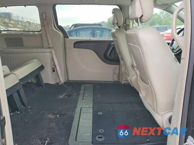 Zdjęcie 11 z 13 samochodu: 2016 CHRYSLER TOWN & COUNTRY TOURING VIN:2C4RC1BG8GR260855 - miniatura