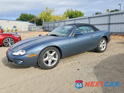 2000 JAGUAR XK8 SAJJA42C0YNA10921 - główne zdjęcie licytacji z USA - miniatura