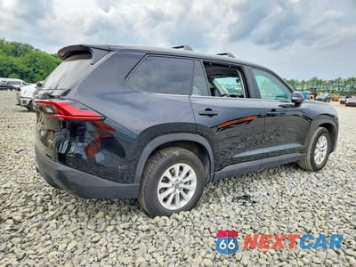 Trzecie zdjęcie samochodu z tyłu: 2024 TOYOTA GRAND HIGHLANDER XLE VIN:5TDAAAB55RS065789 - miniatura