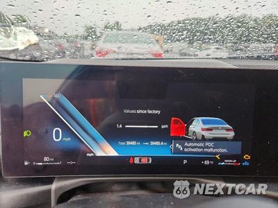 Zdjęcie 9 z 12 samochodu: 2024 BMW 330XI VIN:3MW89FF01R8E06632 - miniatura