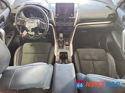 Zdjęcie 8 z 13 samochodu: 2024 MITSUBISHI ECLIPSE CROSS SE VIN:JA4ATWAAXRZ061588 - miniatura
