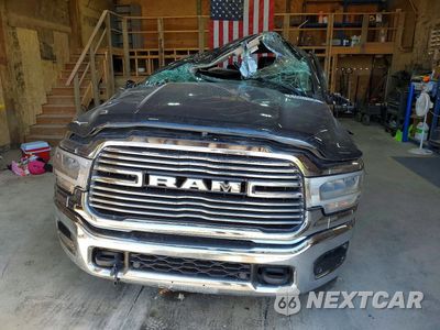 Piąte zdjęcie samochodu w środku: 2020 RAM 2500 LARAMIE VIN:3C6UR5FL6LG266734 - miniatura