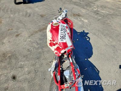 Zdjęcie 6 z 9 samochodu: 2007 DUCATI MONSTER S2R1000 VIN:ZDM1RABP77B106250 - miniatura