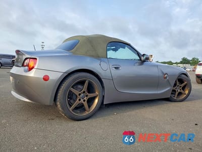 Trzecie zdjęcie samochodu z tyłu: 2004 BMW Z4 2.5 VIN:4USBT33524LR68088 - miniatura