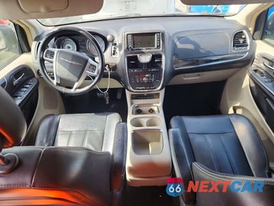 Zdjęcie 8 z 13 samochodu: 2013 CHRYSLER TOWN & COUNTRY TOURING L VIN:2C4RC1CG7DR660108 - miniatura