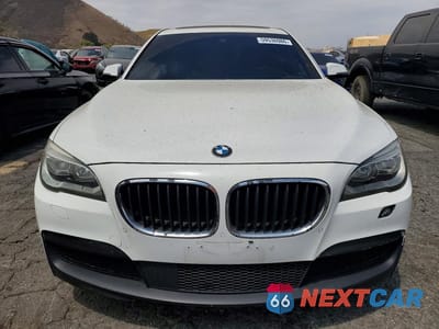 Piąte zdjęcie samochodu w środku: 2015 BMW 750 LI VIN:WBAYE8C53FD781878 - miniatura