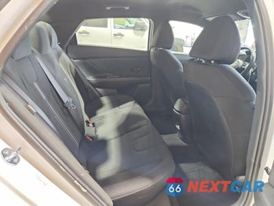 Zdjęcie 10 z 12 samochodu: 2026 HYUNDAI ELANTRA SEL SPORT VIN:KMHLM4DGXTU192892 - miniatura