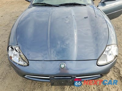 Zdjęcie 11 z 12 samochodu: 2000 JAGUAR XK8 VIN:SAJJA42C0YNA10921 - miniatura
