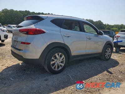 Trzecie zdjęcie samochodu z tyłu: 2020 HYUNDAI TUCSON VALUE VIN:KM8J33A41LU115438 - miniatura