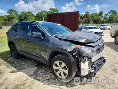 Czwarte zdjęcie samochodu z boku: 2019 TOYOTA RAV4 LE VIN:2T3H1RFV3KC032707 - miniatura
