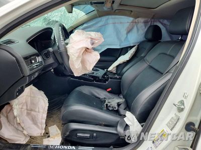 Zdjęcie 7 z 12 samochodu: 2023 HONDA CIVIC TOURING VIN:2HGFE1F96PH319952 - miniatura