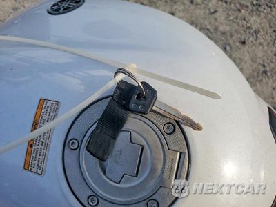 Zdjęcie 8 z 9 samochodu: 2012 YAMAHA FZ6 R VIN:JYARJ18E5CA009412 - miniatura