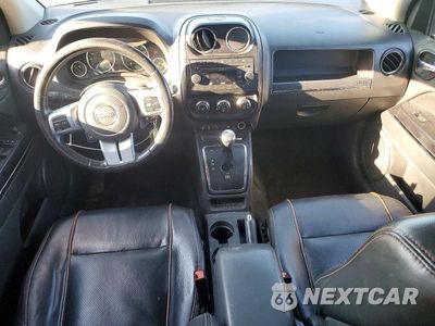 Zdjęcie 8 z 13 samochodu: 2011 JEEP COMPASS LIMITED VIN:1J4NF5FB4BD167204 - miniatura