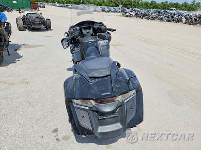 Czwarte zdjęcie samochodu z boku: 2013 HONDA GL1800 B VIN:JH2SC6812DK002107 - miniatura