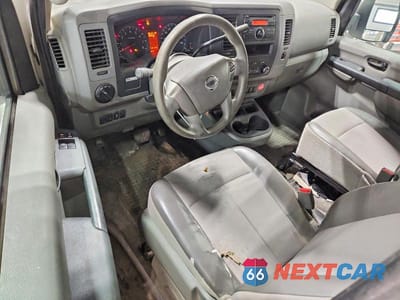 Zdjęcie 8 z 13 samochodu: 2014 NISSAN NV 2500 VIN:1N6BF0LX2EN103802 - miniatura