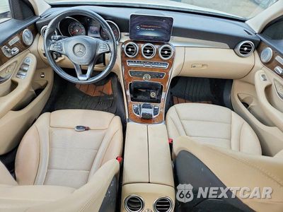 Zdjęcie 8 z 12 samochodu: 2016 MERCEDES-BENZ C 300 4MATIC VIN:55SWF4KB5GU115055 - miniatura
