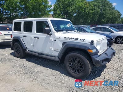 Czwarte zdjęcie samochodu z boku: 2018 JEEP WRANGLER UNLIMITED SPORT VIN:1C4HJXDG1JW104804 - miniatura