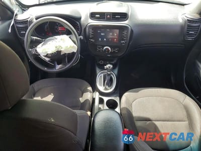 Zdjęcie 8 z 12 samochodu: 2018 KIA SOUL BASE VIN:KNDJN2A22J7574352 - miniatura