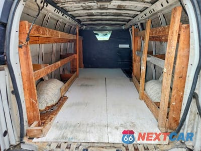 Zdjęcie 10 z 13 samochodu: 2007 CHEVROLET EXPRESS 2500 DELIVERY VAN VIN:1GCGG29V671144581 - miniatura