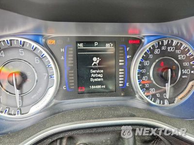 Zdjęcie 9 z 12 samochodu: 2015 CHRYSLER 200 LIMITED VIN:1C3CCCAB5FN695274 - miniatura