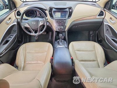 Zdjęcie 8 z 13 samochodu: 2017 HYUNDAI SANTA FE SE ULTIMATE VIN:KM8SR4HF5HU243608 - miniatura