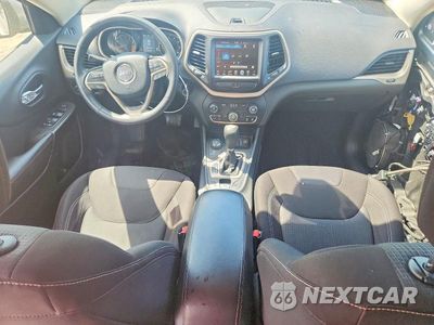 Zdjęcie 8 z 12 samochodu: 2015 JEEP CHEROKEE LATITUDE VIN:1C4PJMCS9FW504102 - miniatura