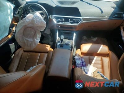 Zdjęcie 8 z 12 samochodu: 2019 BMW 330XI VIN:WBA5R7C51KAJ86699 - miniatura