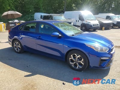 Czwarte zdjęcie samochodu z boku: 2020 KIA FORTE LXS VIN:3KPF24AD1LE150398 - miniatura