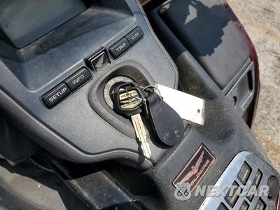 Zdjęcie 8 z 9 samochodu: 2008 HONDA GL1800 VIN:1HFSC47F08A707466 - miniatura