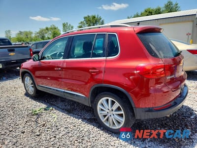 Drugie zdjęcie samochodu z przodu: 2013 VOLKSWAGEN TIGUAN S VIN:WVGAV3AX9DW085924 - miniatura