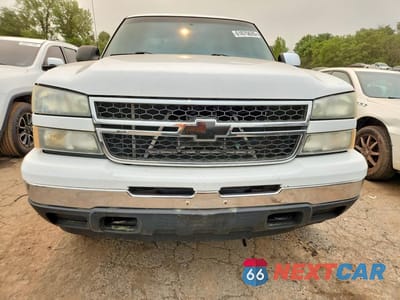 Piąte zdjęcie samochodu w środku: 2007 CHEVROLET SILVERADO VIN:1GCEK19B27Z161322 - miniatura