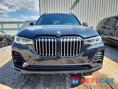 Piąte zdjęcie samochodu w środku: 2020 BMW X7 XDRIVE40I VIN:5UXCW2C04L9A02919 - miniatura