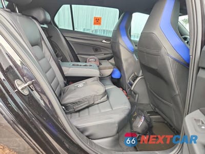 Zdjęcie 10 z 12 samochodu: 2023 VOLKSWAGEN GOLF R 20TH ANNIVERSARY VIN:WVWAB7CD6PW164589 - miniatura