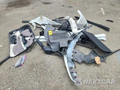 Zdjęcie 12 z 13 samochodu: 2025 TOYOTA PRIUS XLE VIN:JTDACAAU3S3050170 - miniatura