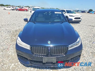 Piąte zdjęcie samochodu w środku: 2018 BMW 750 XI VIN:WBA7F2C59JB238674 - miniatura