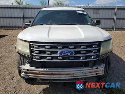 Piąte zdjęcie samochodu w środku: 2017 FORD EXPLORER VIN:1FM5K8B83HGA91944 - miniatura