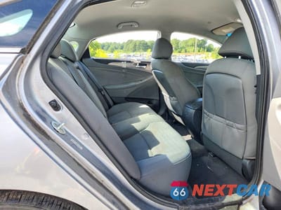 Zdjęcie 10 z 12 samochodu: 2014 HYUNDAI SONATA HYBRID VIN:KMHEC4A45EA116474 - miniatura