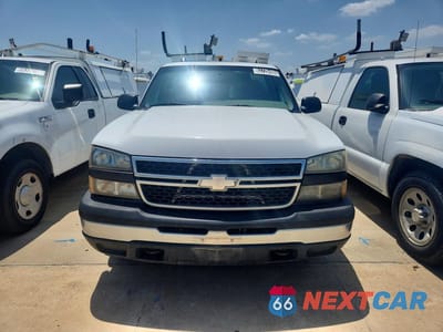 Piąte zdjęcie samochodu w środku: 2006 CHEVROLET SILVERADO C1500 VIN:3GCEC14X16G253634 - miniatura