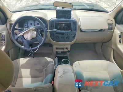 Zdjęcie 8 z 13 samochodu: 2004 FORD ESCAPE XLS VIN:1FMCU92174DA15276 - miniatura
