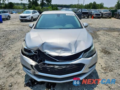 Piąte zdjęcie samochodu w środku: 2016 CHEVROLET CRUZE LT VIN:1G1BE5SM6G7279455 - miniatura