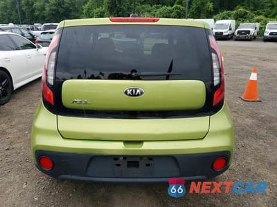 Zdjęcie 6 z 14 samochodu: 2017 KIA SOUL BASE VIN:KNDJN2A20H7884204 - miniatura