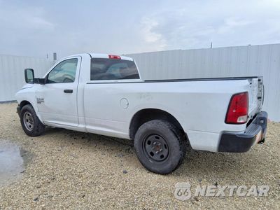 Drugie zdjęcie samochodu z przodu: 2022 RAM 1500 CLASSIC TRADESMAN VIN:3C6JR6DG0NG300989 - miniatura