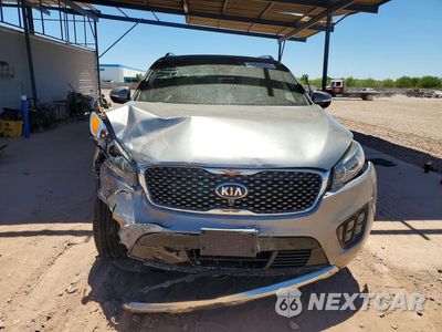 Piąte zdjęcie samochodu w środku: 2017 KIA SORENTO SX LIMITED V6 VIN:5XYPK4A53HG265883 - miniatura