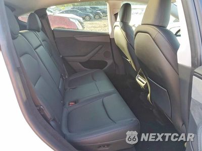 Zdjęcie 10 z 12 samochodu: 2026 TESLA MODEL Y VIN:7SAYGDEE6TA406588 - miniatura
