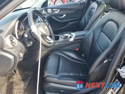 Zdjęcie 7 z 12 samochodu: 2015 MERCEDES-BENZ C 300 VIN:55SWF4JB4FU050568 - miniatura